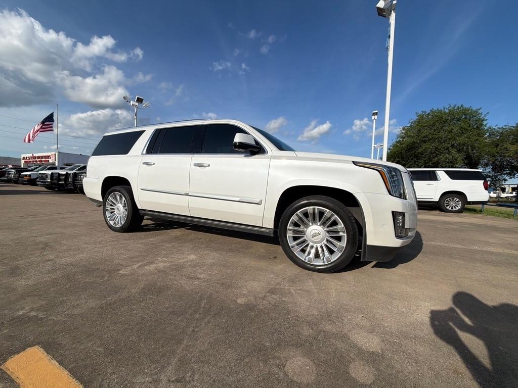 Cadillac Escalade ESV Platinum 4WD 2018