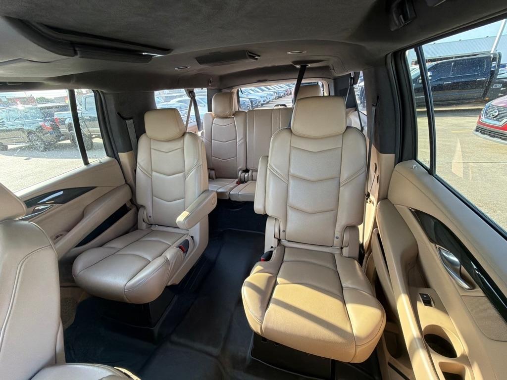 Cadillac Escalade ESV Platinum 4WD 2018