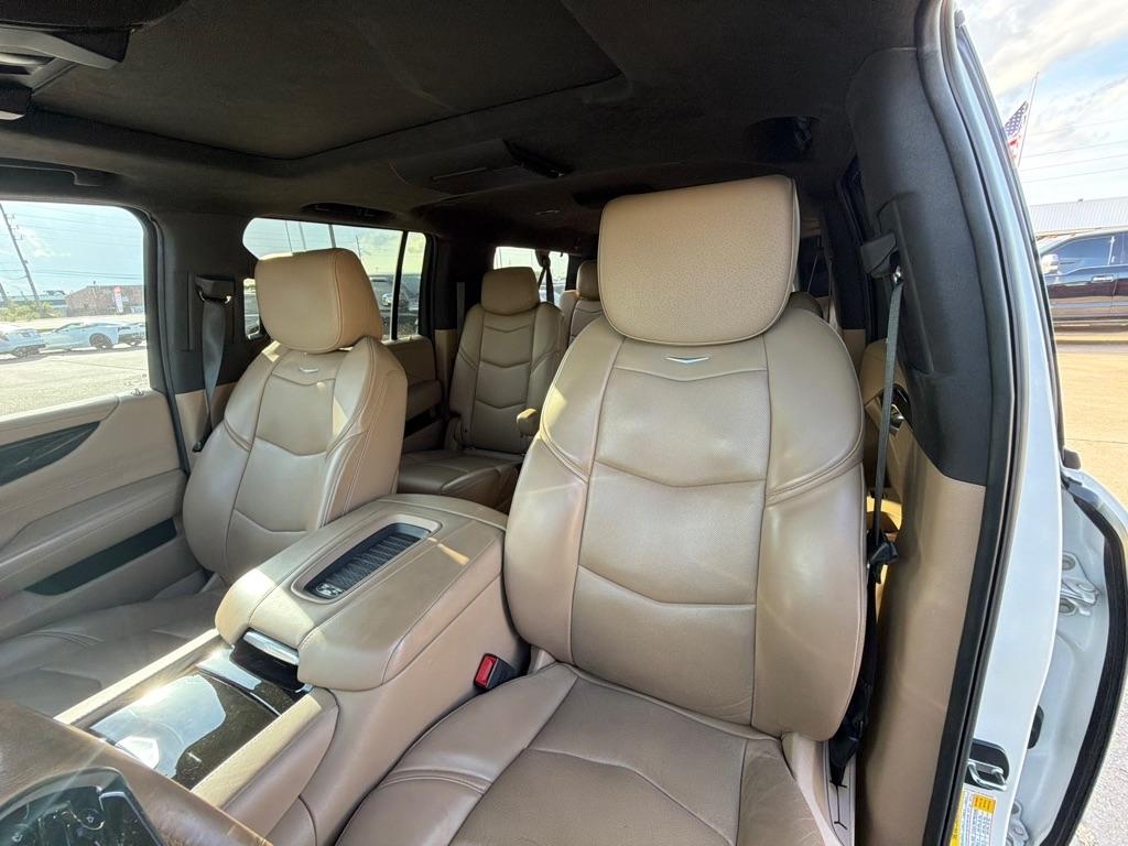Cadillac Escalade ESV Platinum 4WD 2018