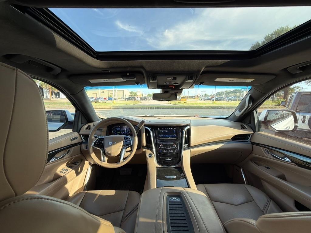 Cadillac Escalade ESV Platinum 4WD 2018
