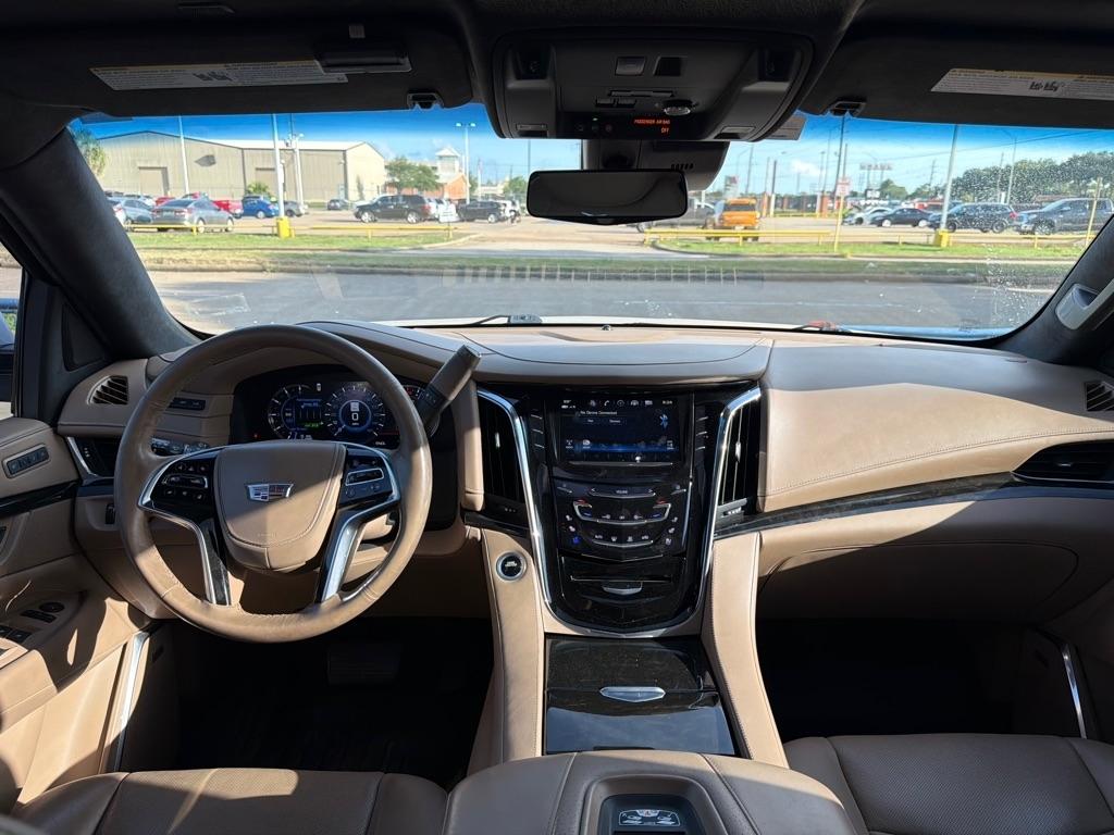 Cadillac Escalade ESV Platinum 4WD 2018