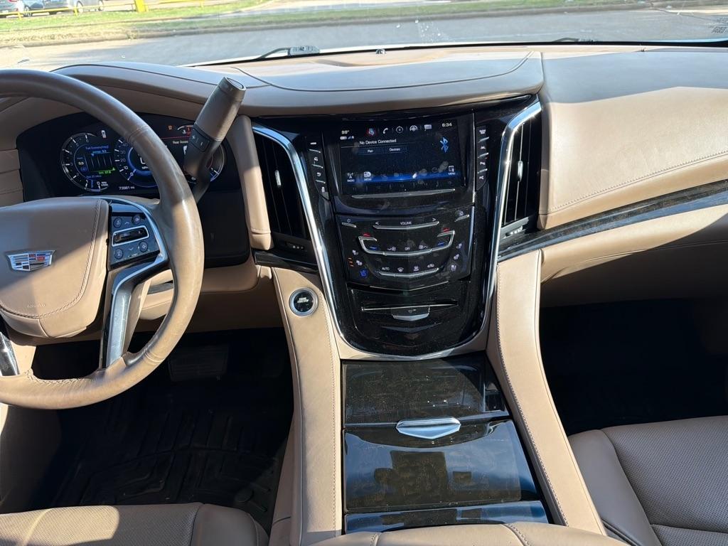 Cadillac Escalade ESV Platinum 4WD 2018