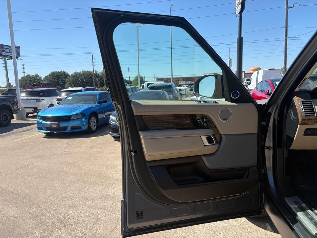 Land Rover Range Rover Supercharged LWB 2018