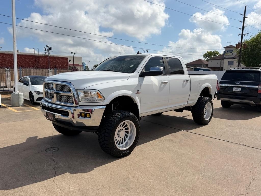 RAM 2500 Laramie Crew Cab SWB 4WD 2016