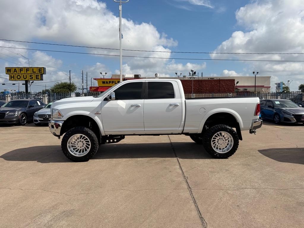 RAM 2500 Laramie Crew Cab SWB 4WD 2016