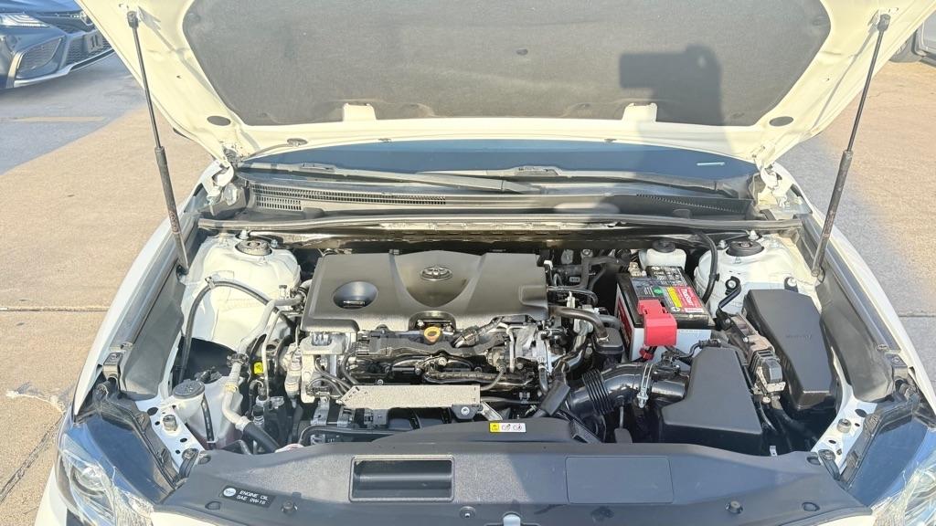 Toyota Camry SE 2020
