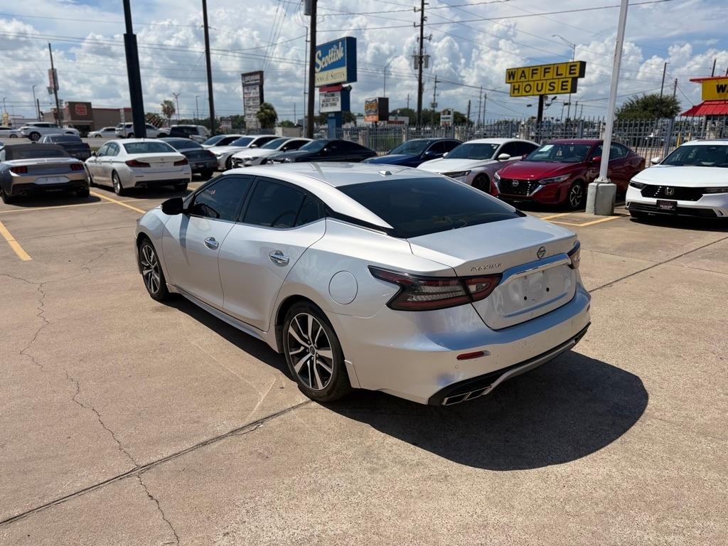 Nissan Maxima 3.5 SV 2023