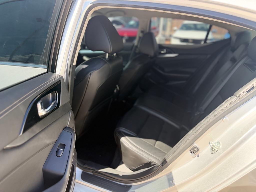 Nissan Maxima 3.5 SV 2023