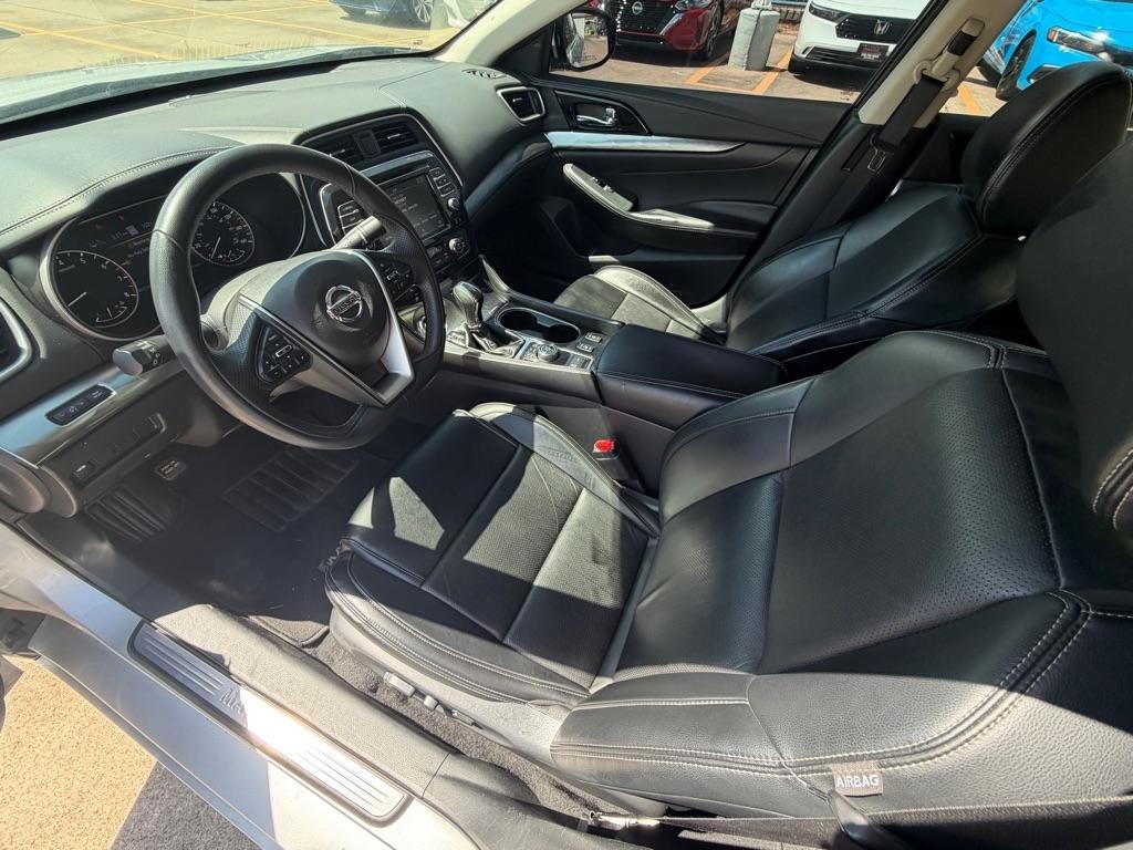 Nissan Maxima 3.5 SV 2023