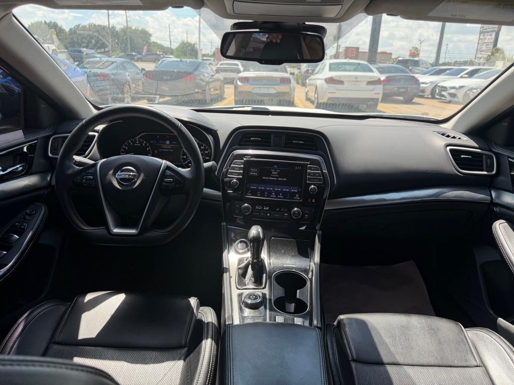 Nissan Maxima 3.5 SV 2023