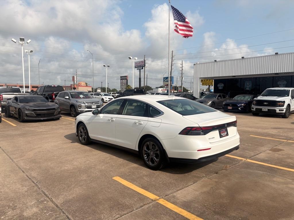 Honda Accord EX 2024