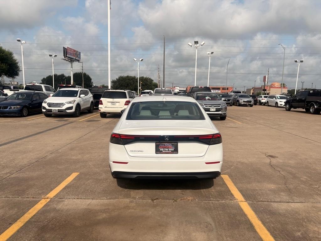 Honda Accord EX 2024