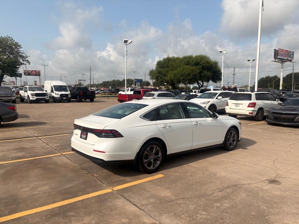 Honda Accord EX 2024