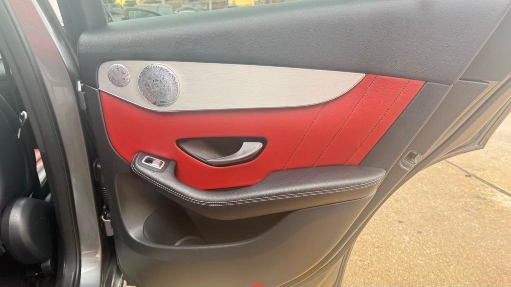 Mercedes-Benz GLC-Class GLC300 4MATIC 2019