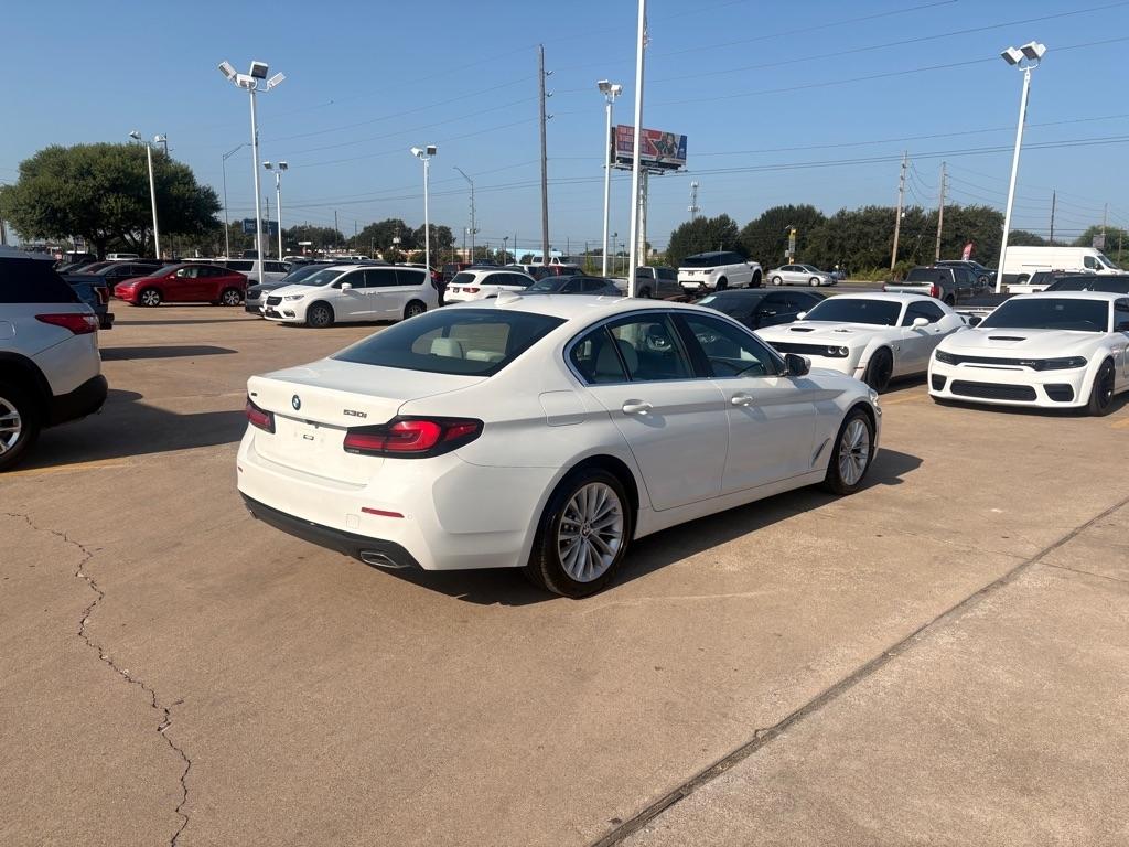 BMW 5-Series 530i xDrive 2023