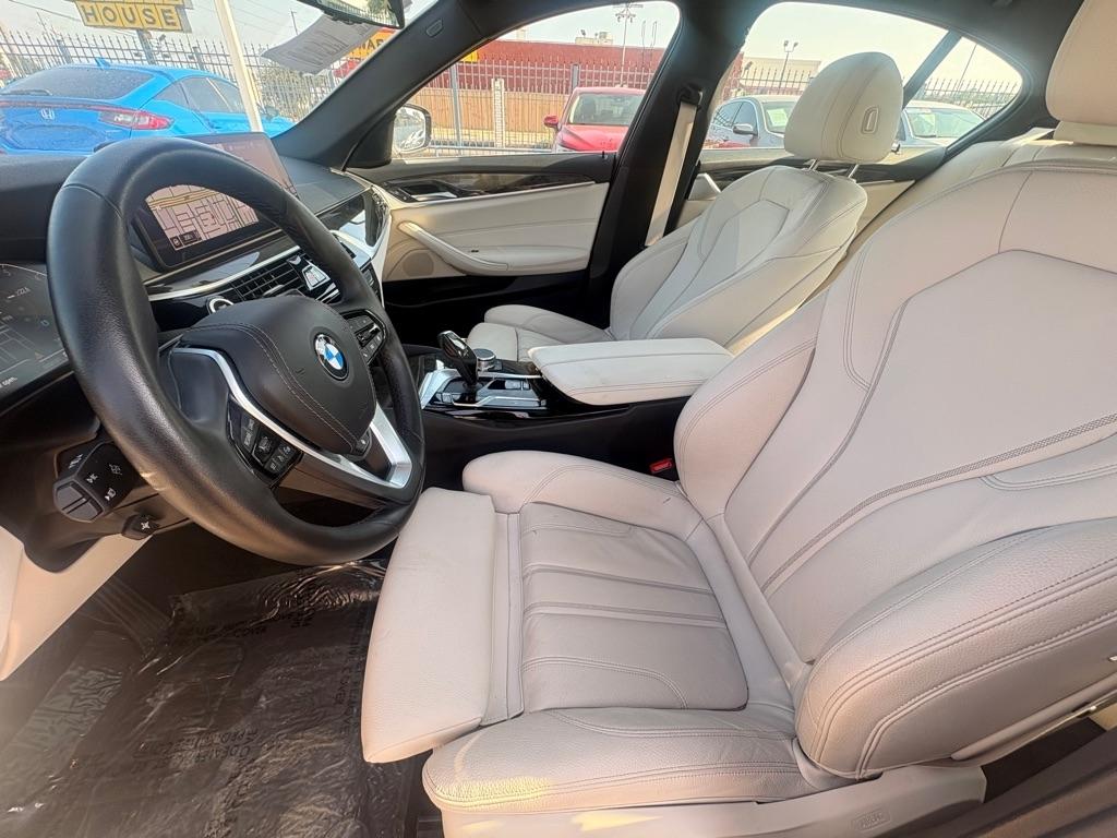BMW 5-Series 530i xDrive 2023