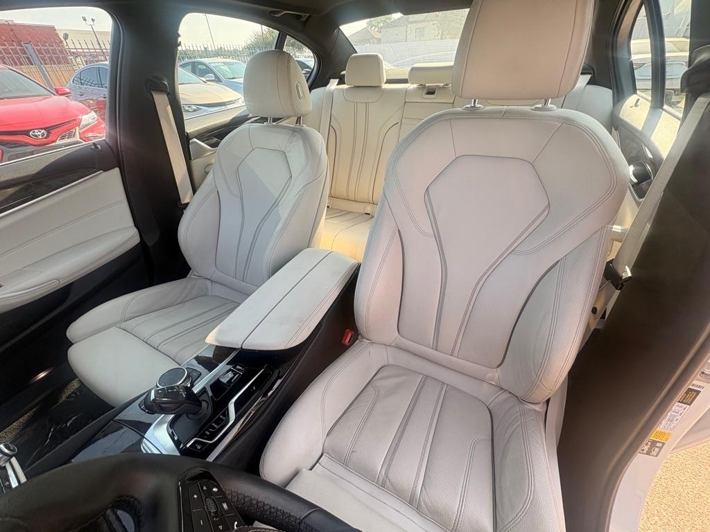 BMW 5-Series 530i xDrive 2023