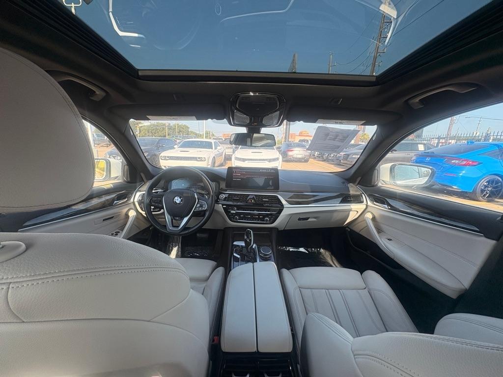 BMW 5-Series 530i xDrive 2023