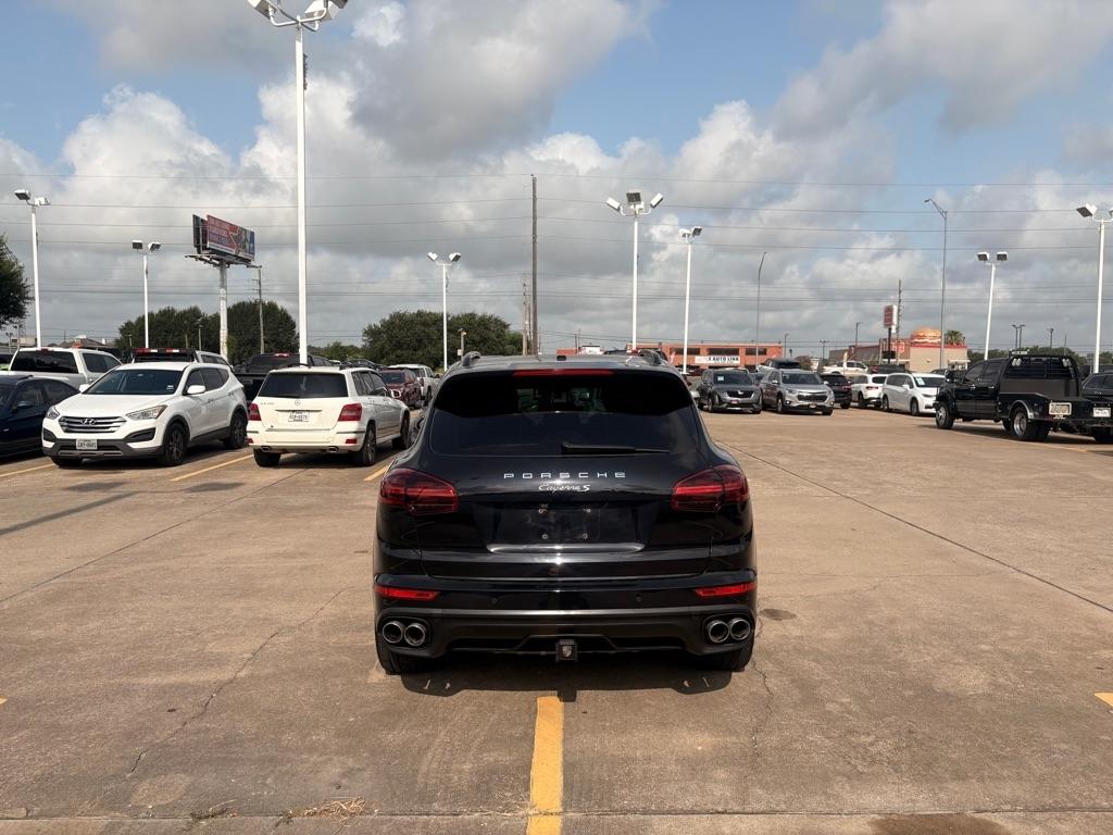 Porsche Cayenne S 2016