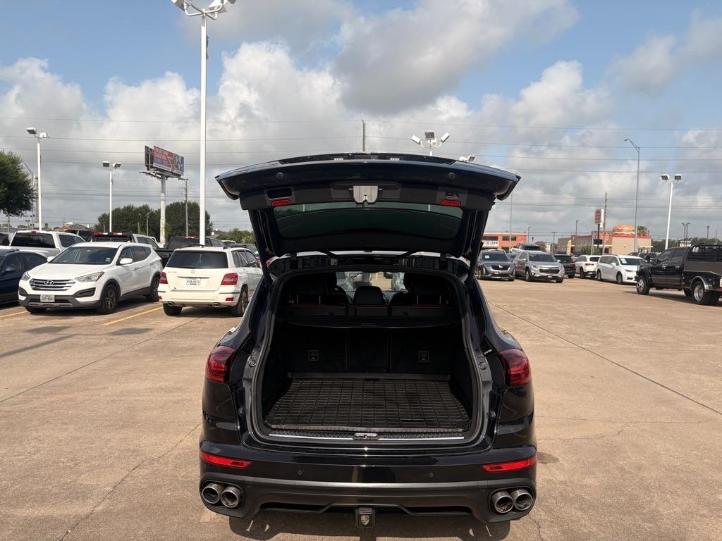 Porsche Cayenne S 2016
