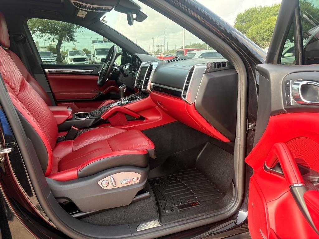 Porsche Cayenne S 2016