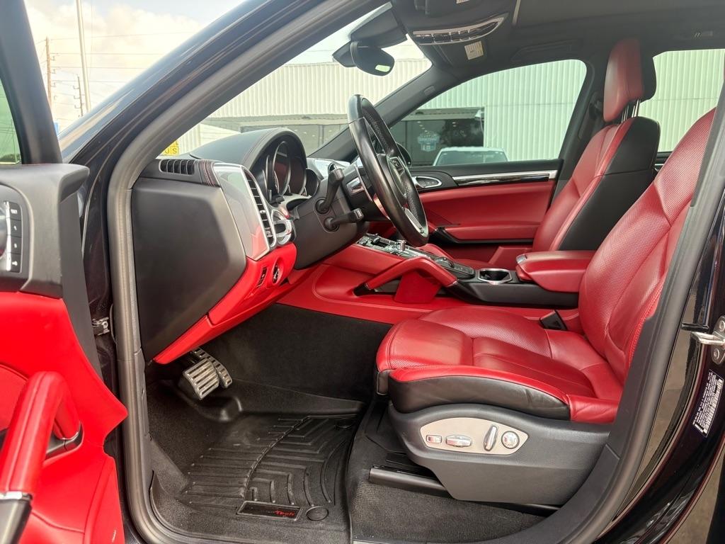Porsche Cayenne S 2016