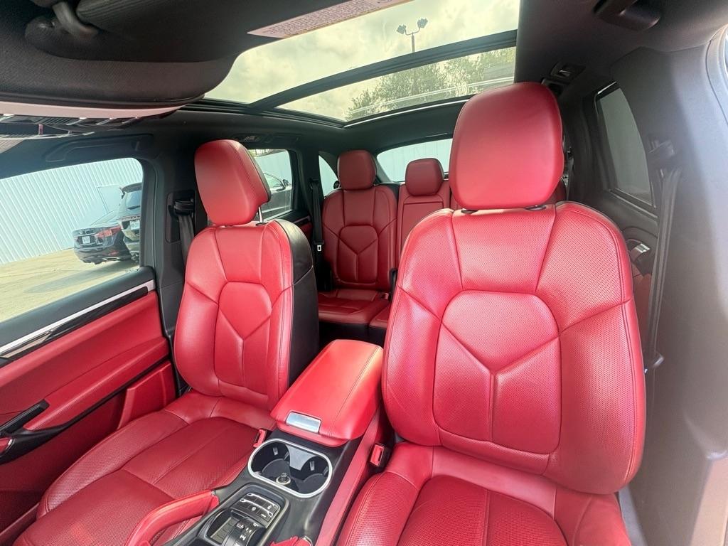 Porsche Cayenne S 2016