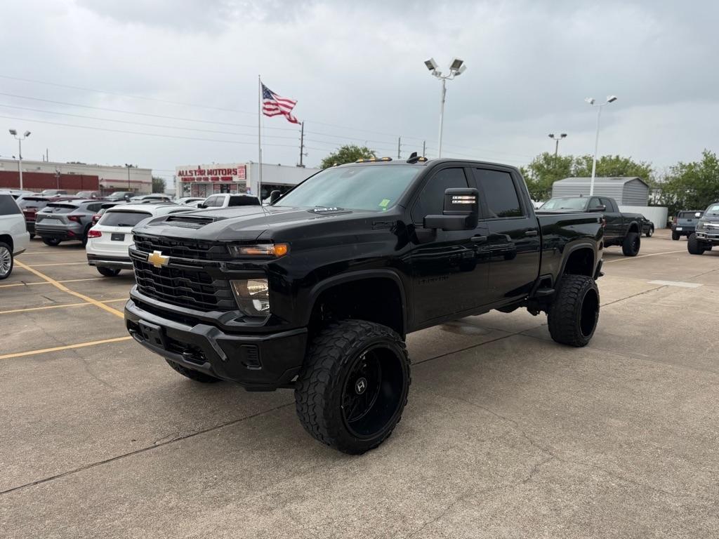 Chevrolet Silverado 2500HD Custom Crew Cab Long Box 4WD 2024