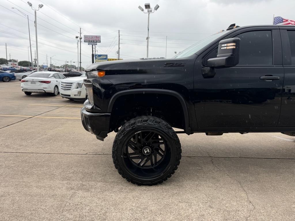 Chevrolet Silverado 2500HD Custom Crew Cab Long Box 4WD 2024