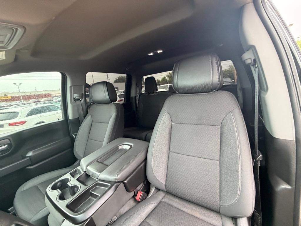 Chevrolet Silverado 2500HD Custom Crew Cab Long Box 4WD 2024
