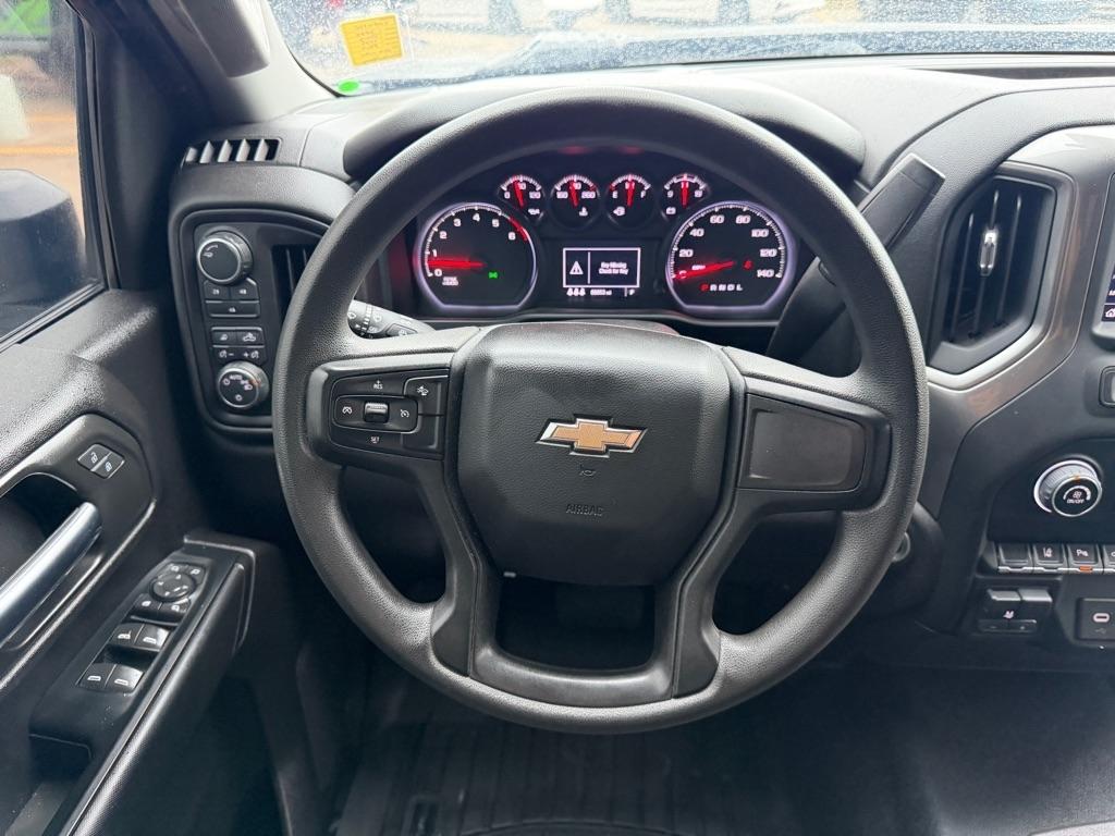 Chevrolet Silverado 2500HD Custom Crew Cab Long Box 4WD 2024