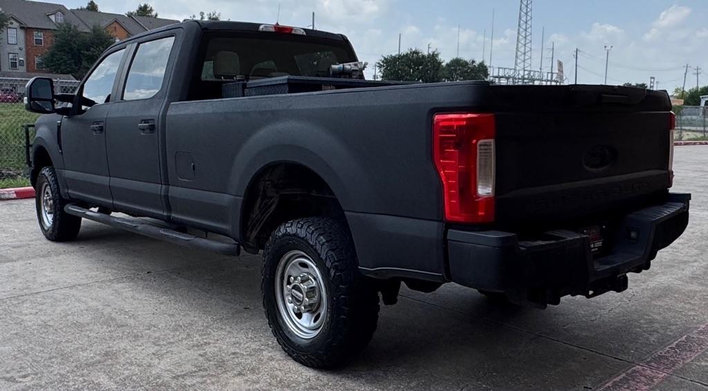 Ford Super Duty F-250 SRW King Ranch 4WD Crew Cab 8' Box 2019