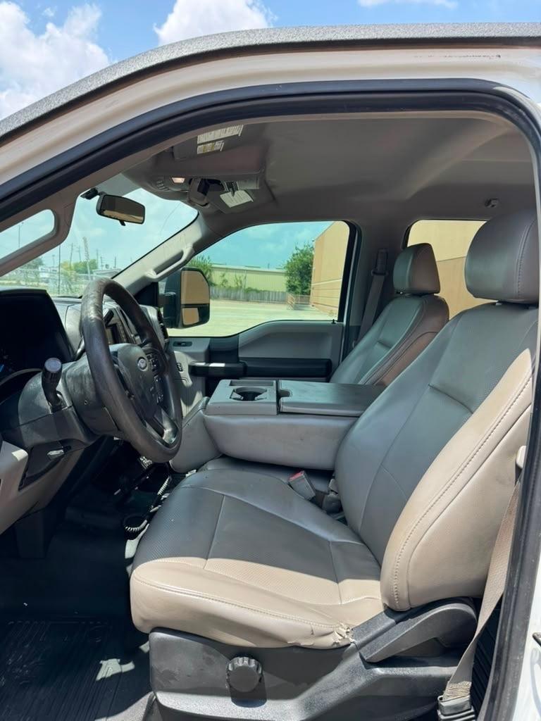 Ford Super Duty F-250 SRW King Ranch 4WD Crew Cab 8' Box 2019