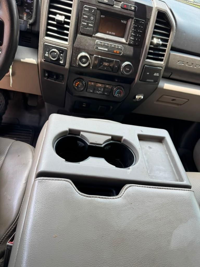 Ford Super Duty F-250 SRW King Ranch 4WD Crew Cab 8' Box 2019