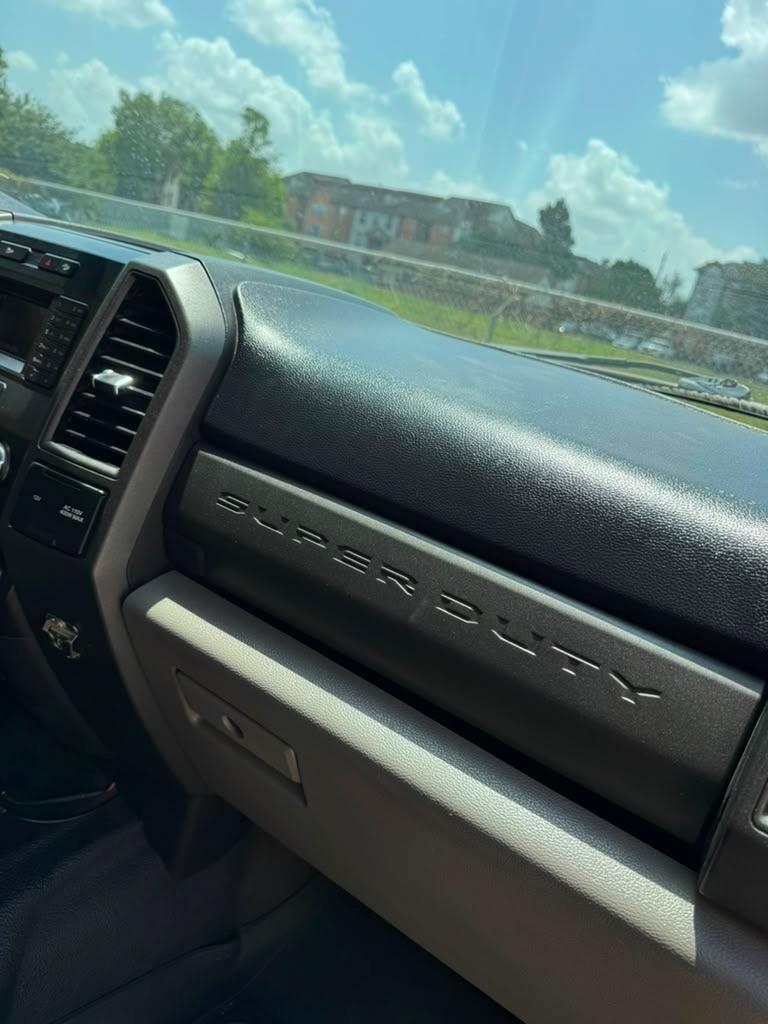 Ford Super Duty F-250 SRW King Ranch 4WD Crew Cab 8' Box 2019