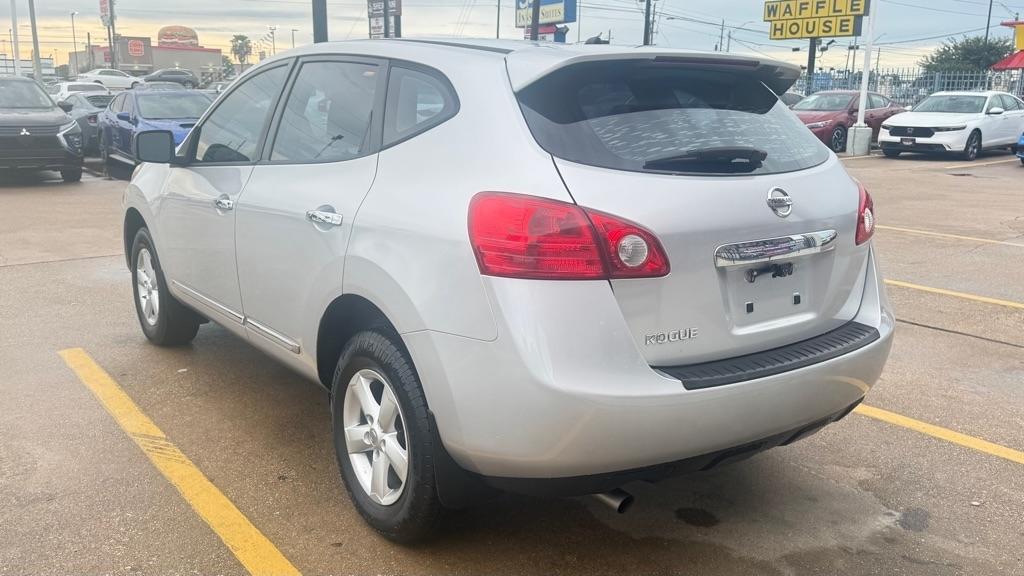 Nissan Rogue FWD 4dr S 2013