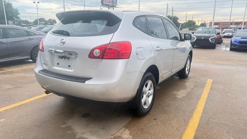 Nissan Rogue FWD 4dr S 2013