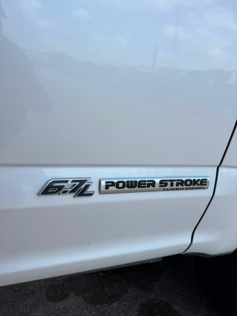 Ford Super Duty F-250 SRW King Ranch 4WD Crew Cab 8' Box 2019