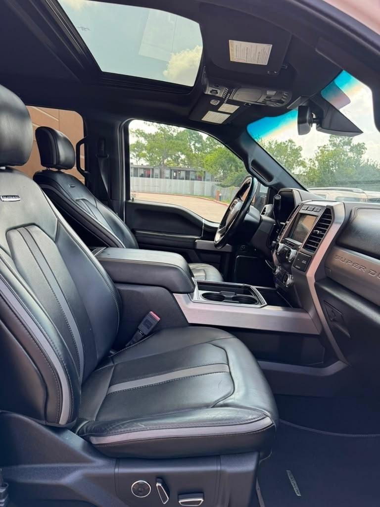 Ford Super Duty F-250 SRW King Ranch 4WD Crew Cab 8' Box 2019