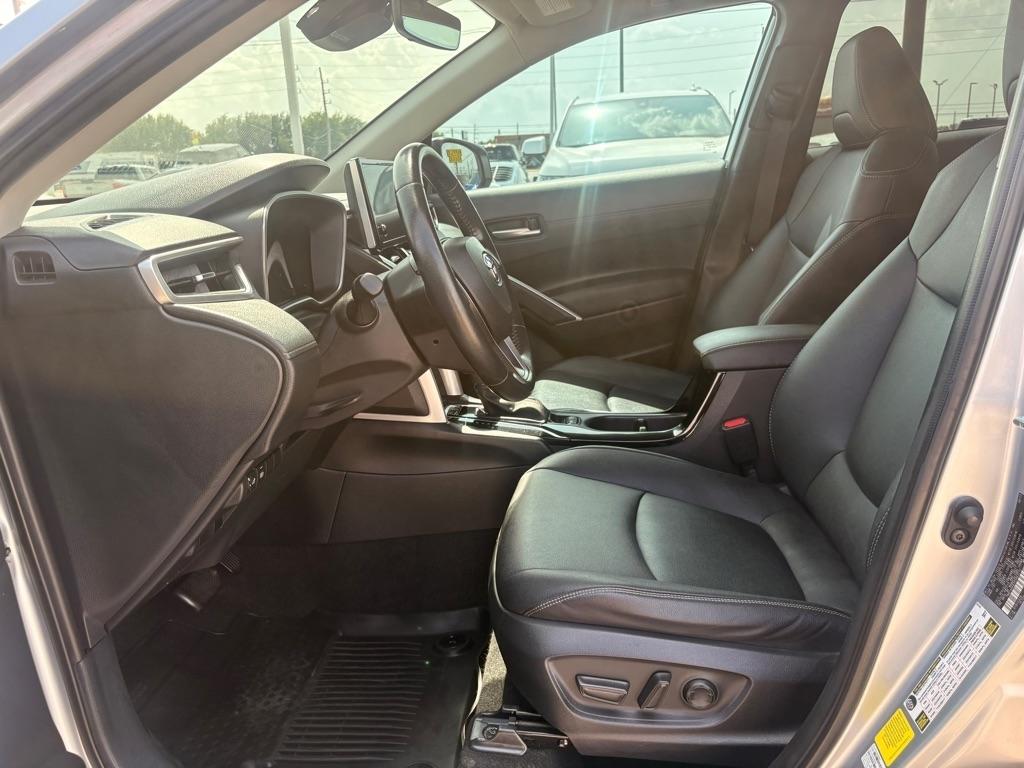 Toyota Corolla Cross XLE 2023