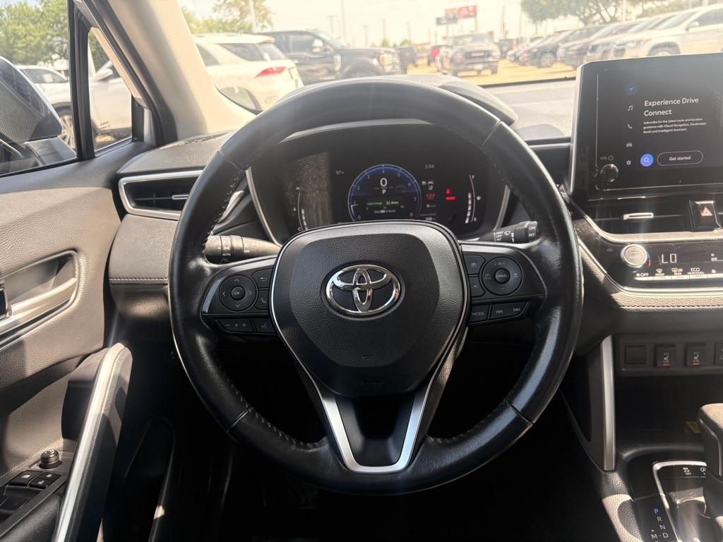 Toyota Corolla Cross XLE 2023