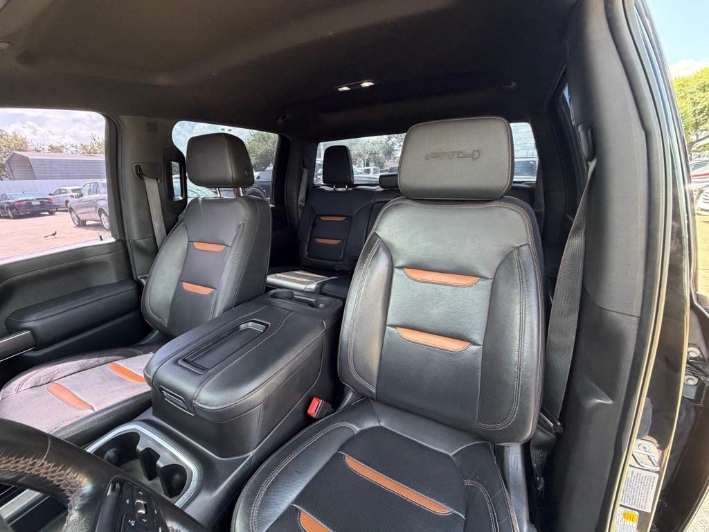 GMC Sierra 2500HD AT4 Crew Cab 4WD 2022