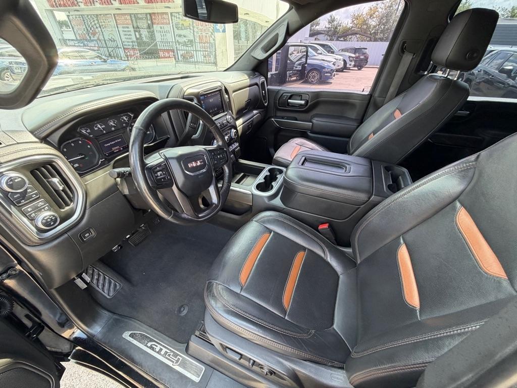 GMC Sierra 2500HD AT4 Crew Cab 4WD 2022