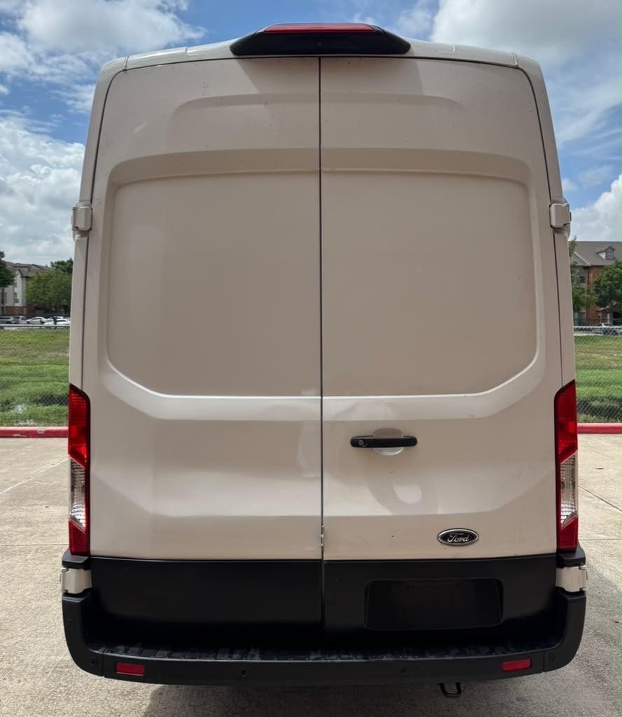 Ford Transit 250 Van Low Roof w/Sliding Pass. 130-in. WB 2021