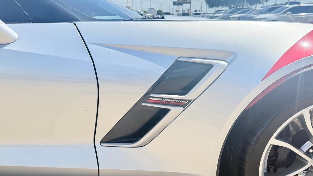 Chevrolet Corvette 2dr Grand Sport Cpe w/1LT 2017