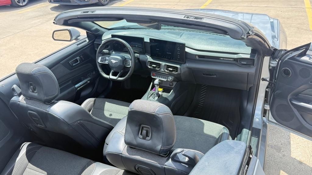 Ford Mustang EcoBoost Premium Convertible 2024