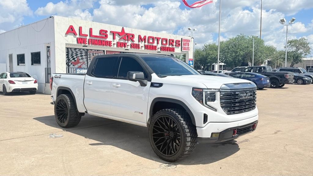 GMC Sierra 1500 AT4 Crew Cab 4WD 2024