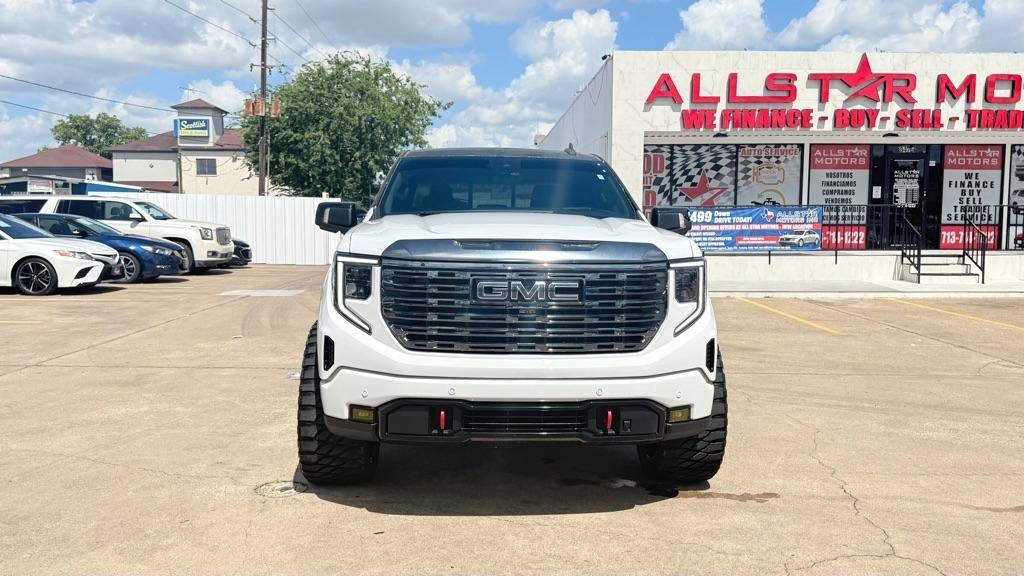 GMC Sierra 1500 AT4 Crew Cab 4WD 2024