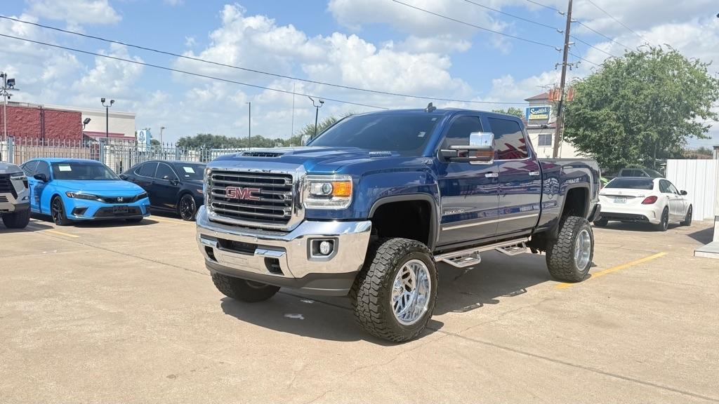 GMC Sierra 2500HD SLT Crew Cab 4WD 2019