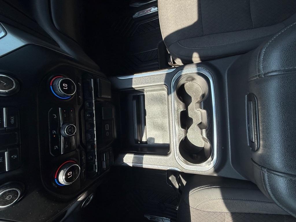 Chevrolet Silverado 1500 4WD Crew Cab 147" RST 2020